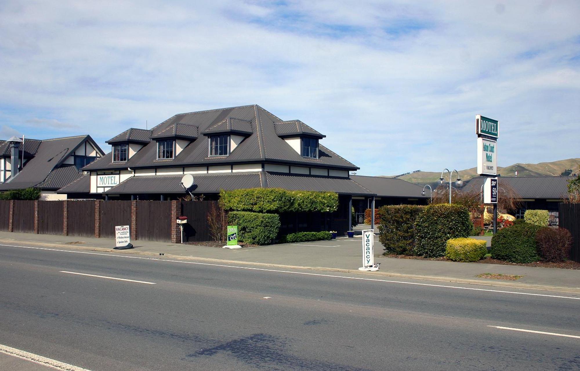 Aston Court Motel Бленхайм Екстериор снимка