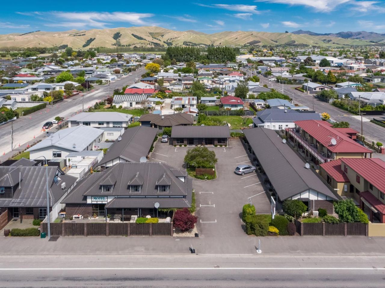 Aston Court Motel Бленхайм Екстериор снимка